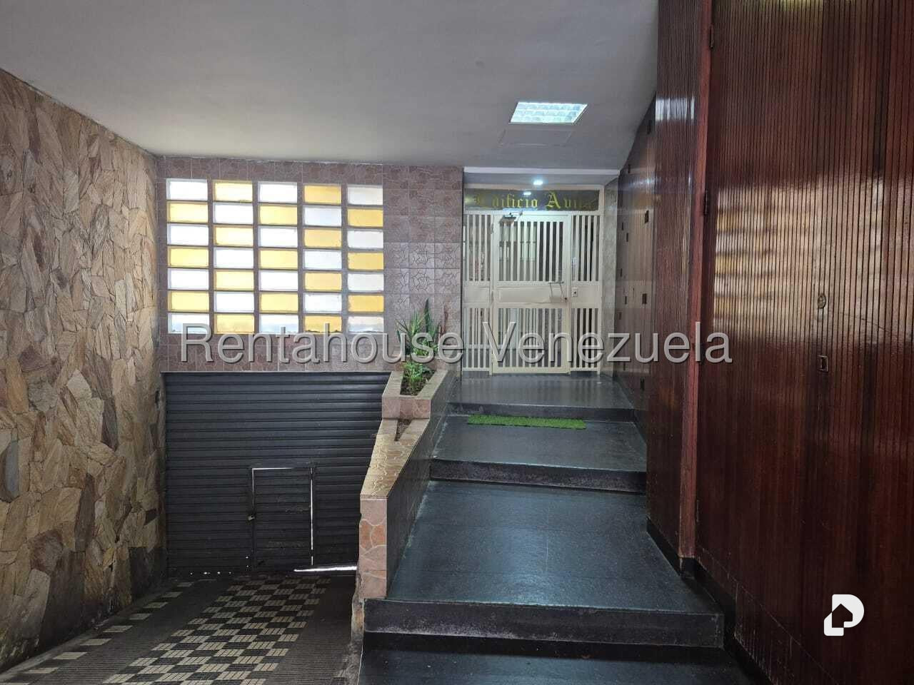 Apartamento en San Jose, Caracas – 11