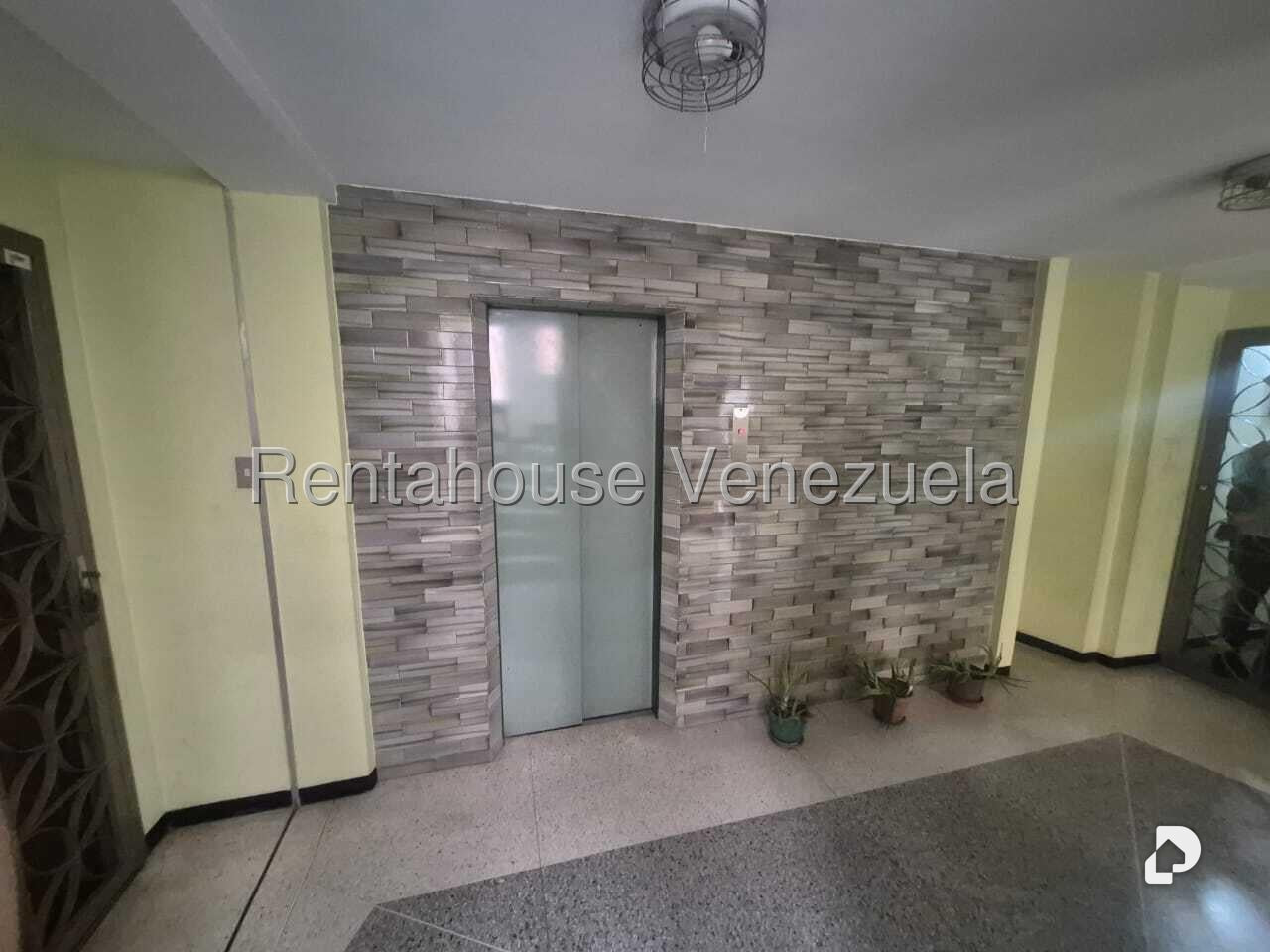 Apartamento en San Jose, Caracas – 14
