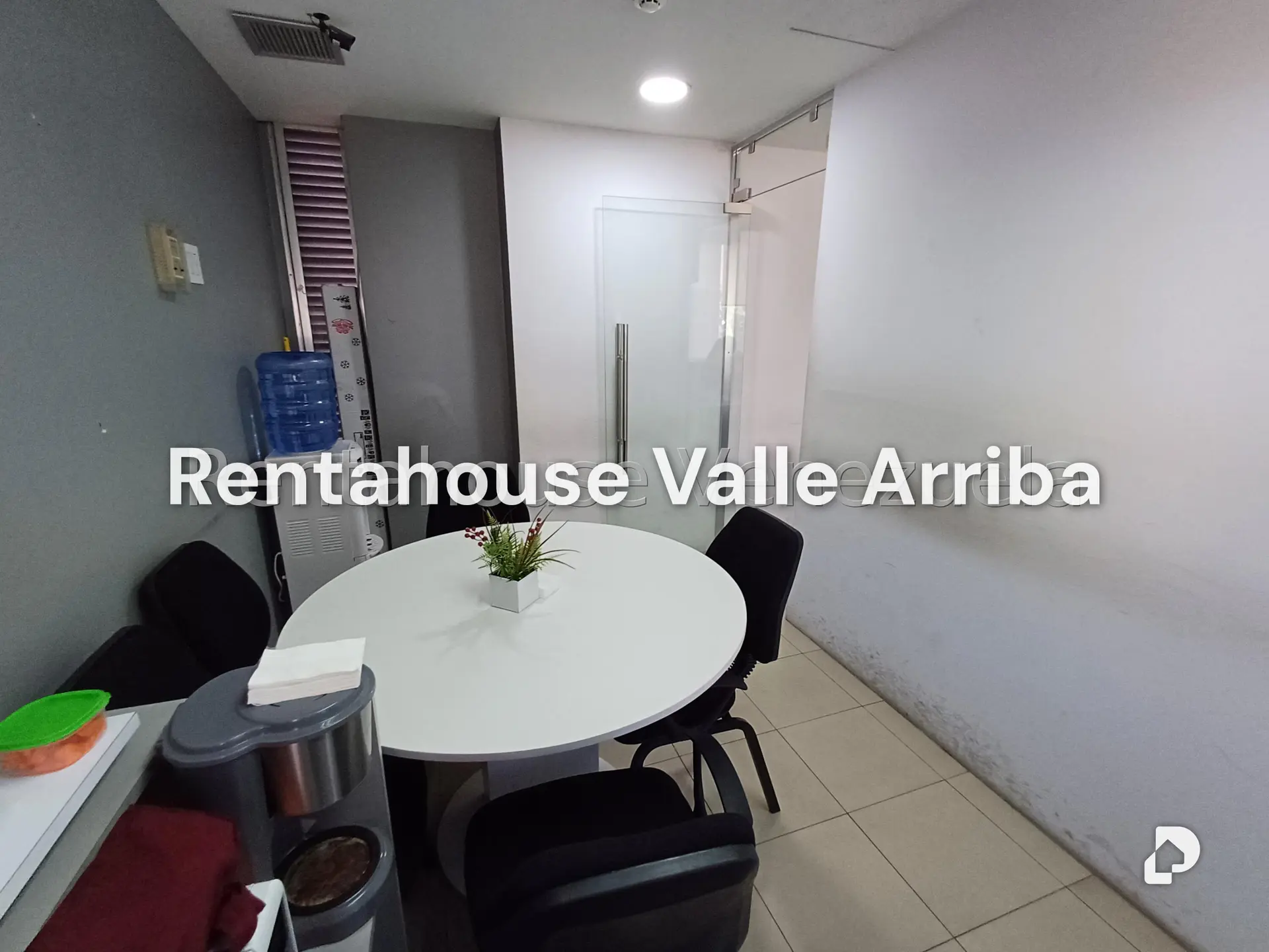 Office in Bello Monte, Caracas – 24