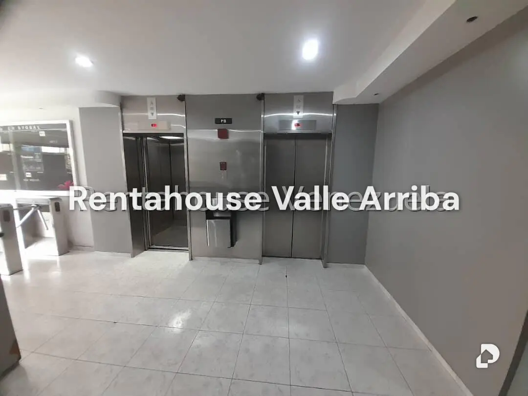 Office in Bello Monte, Caracas – 11