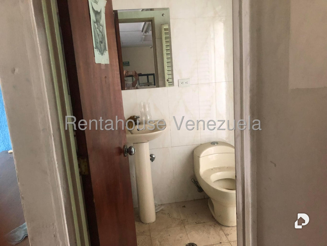 Oficina en Sabana Grande, Caracas – 7