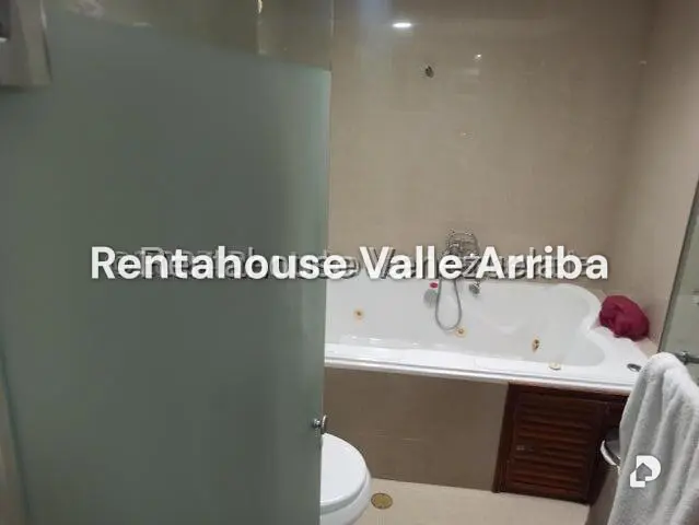Apartamento en Campo Alegre, Caracas – 25