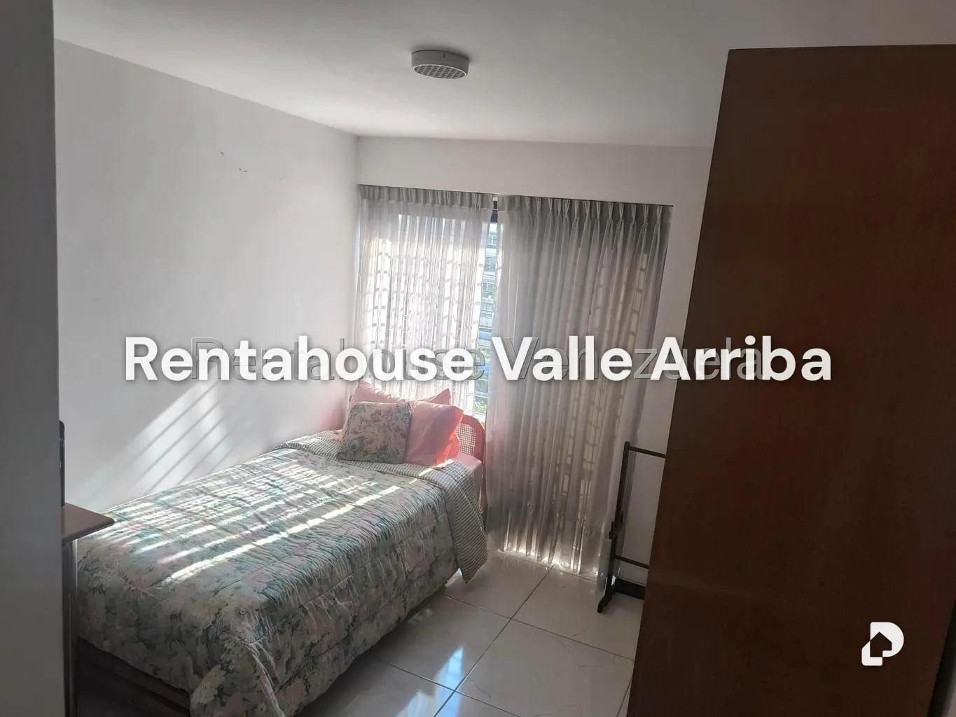 Apartamento en Campo Alegre, Caracas – 27