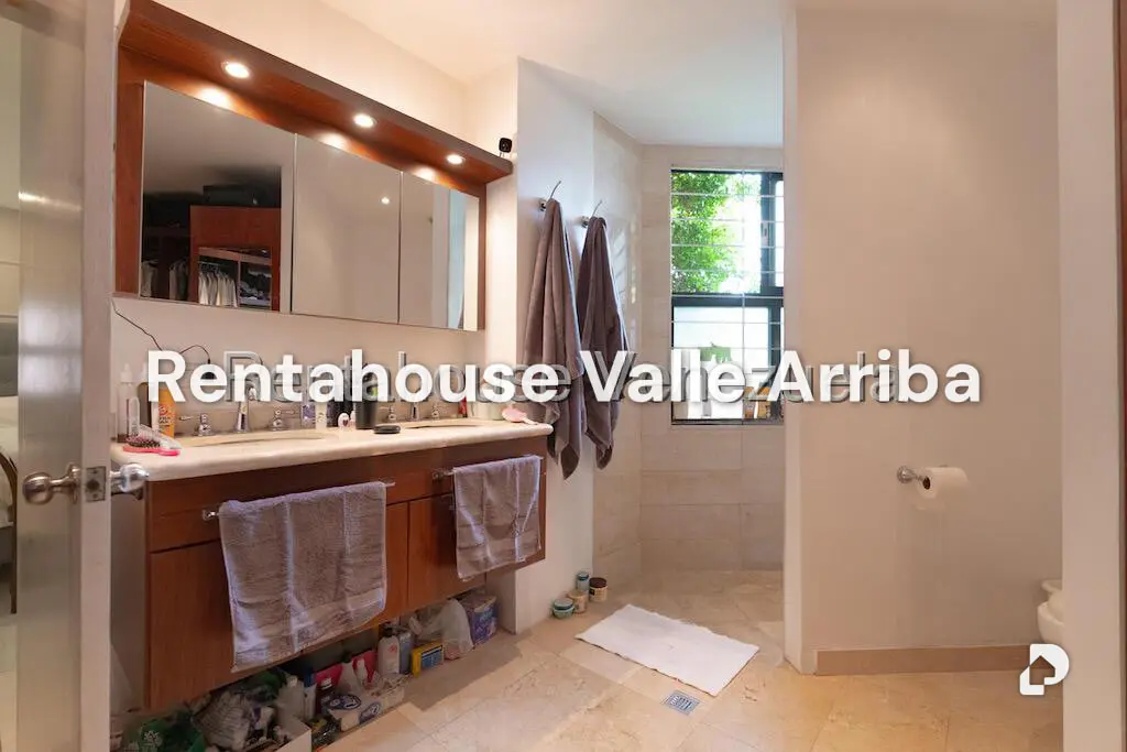 Apartment in Country Club, Caracas – 26
