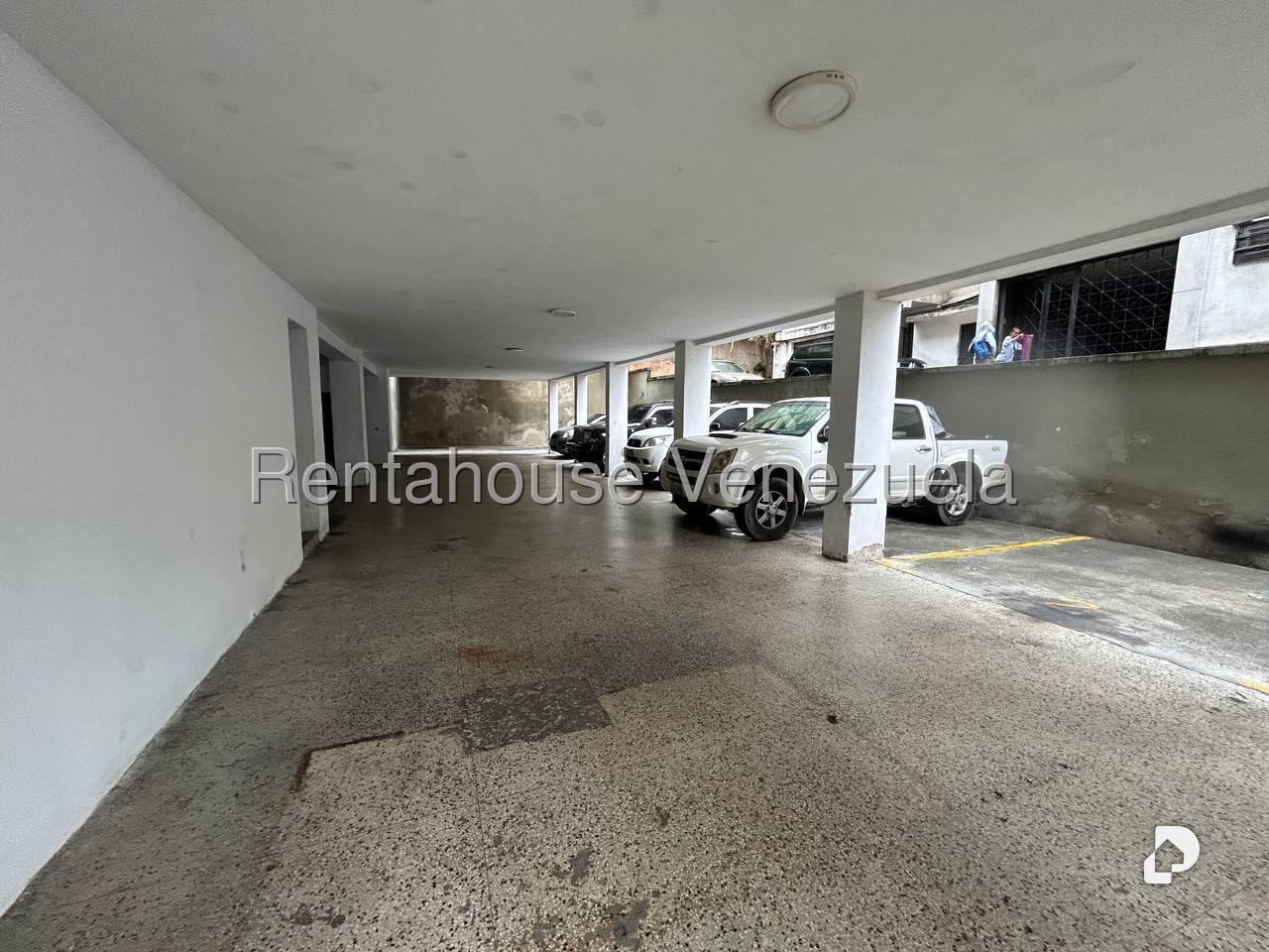 Apartamento en Colinas de Bello Monte, Caracas – 24