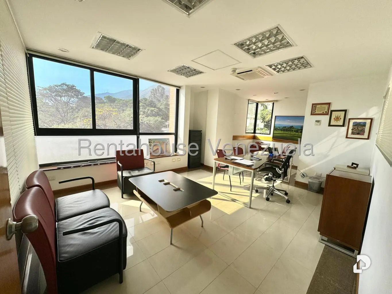 Edificio en Los Dos Caminos, Caracas – 4
