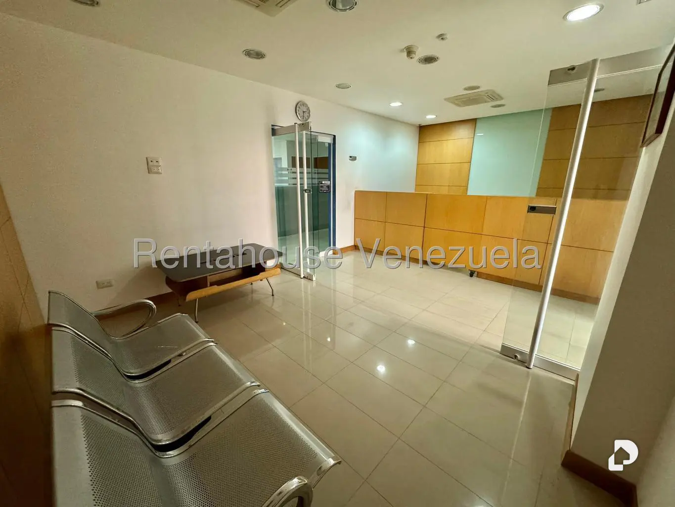 Edificio en Los Dos Caminos, Caracas – 22