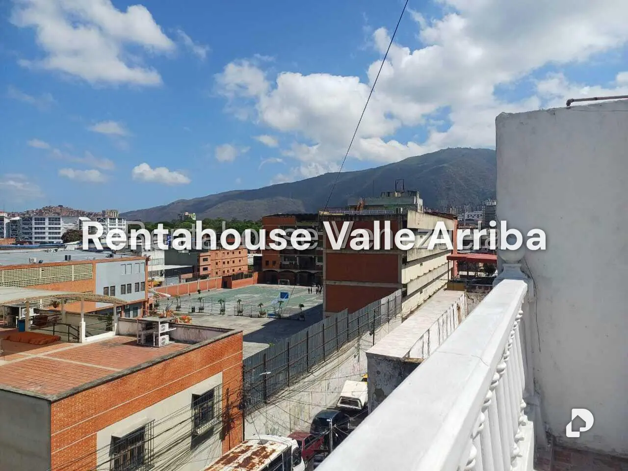 Casa en Catia, Caracas – 99