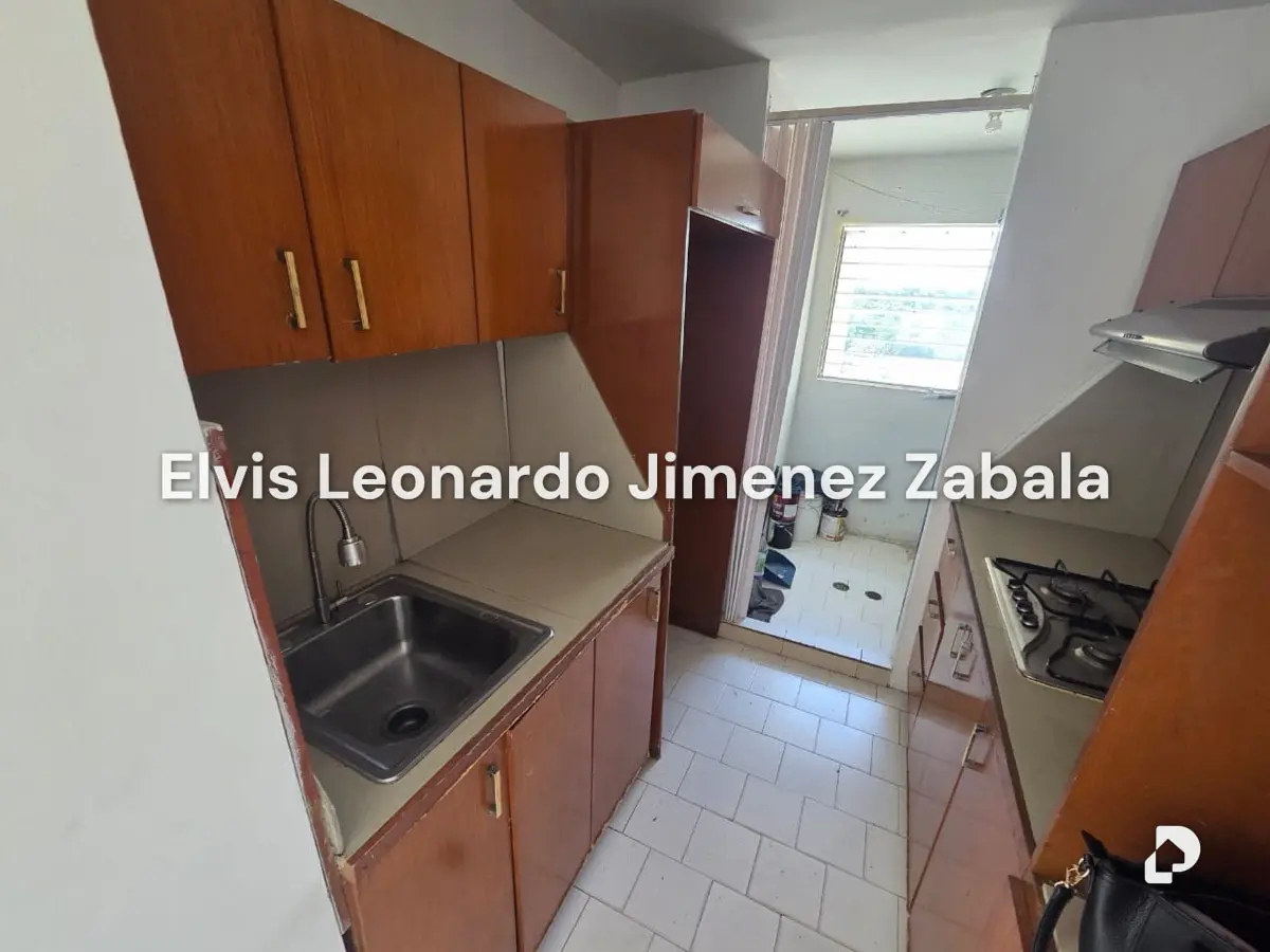 Apartamento en Los Guayos – 18