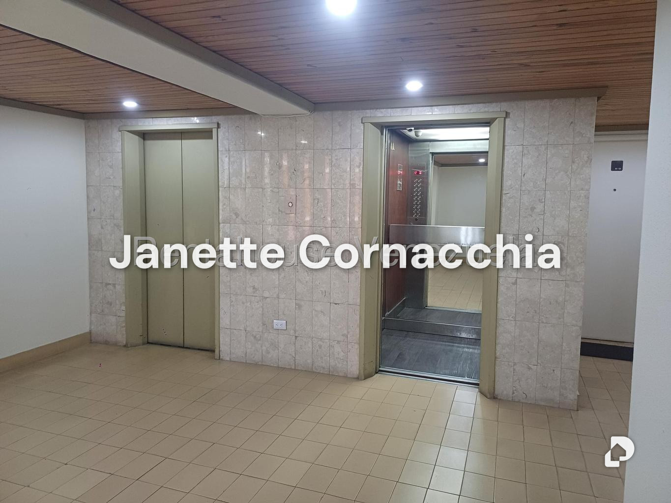 Apartamento en Campo Alegre, Caracas – 12