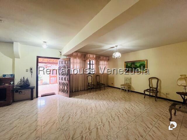 Casa en Pomarosa, San Antonio de Los Altos