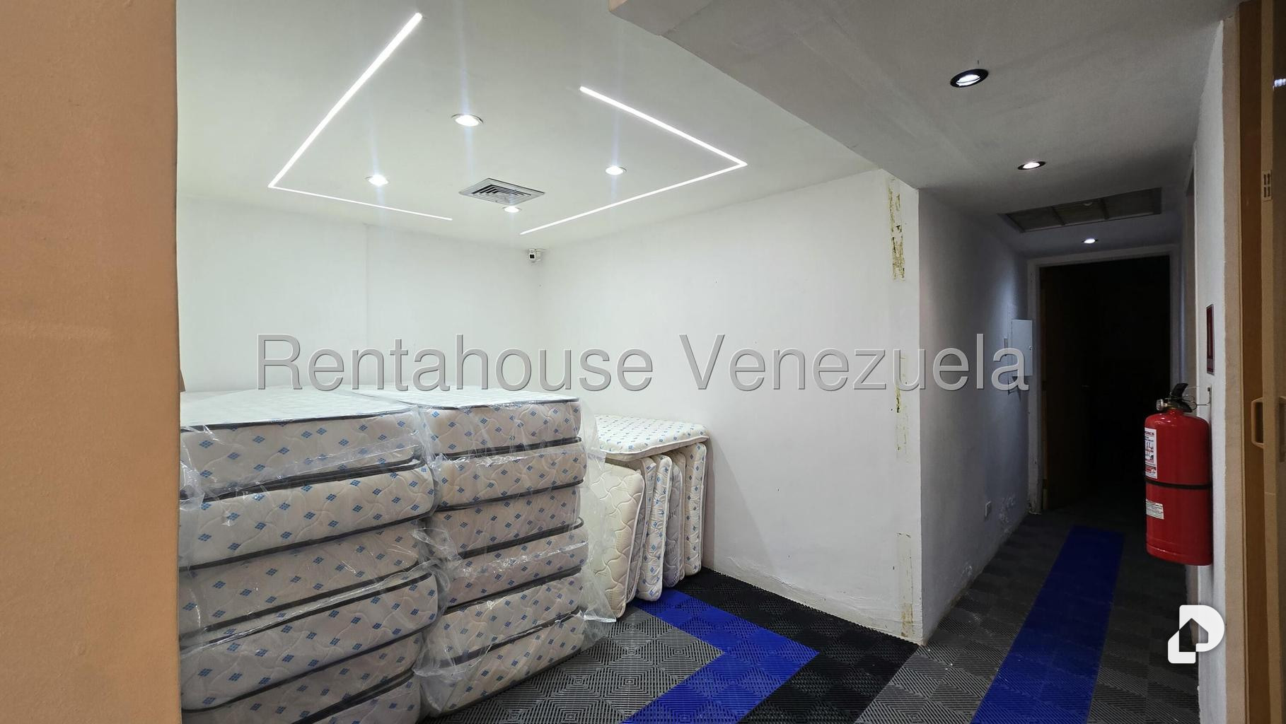 Local comercial en Las Mercedes, Caracas – 8