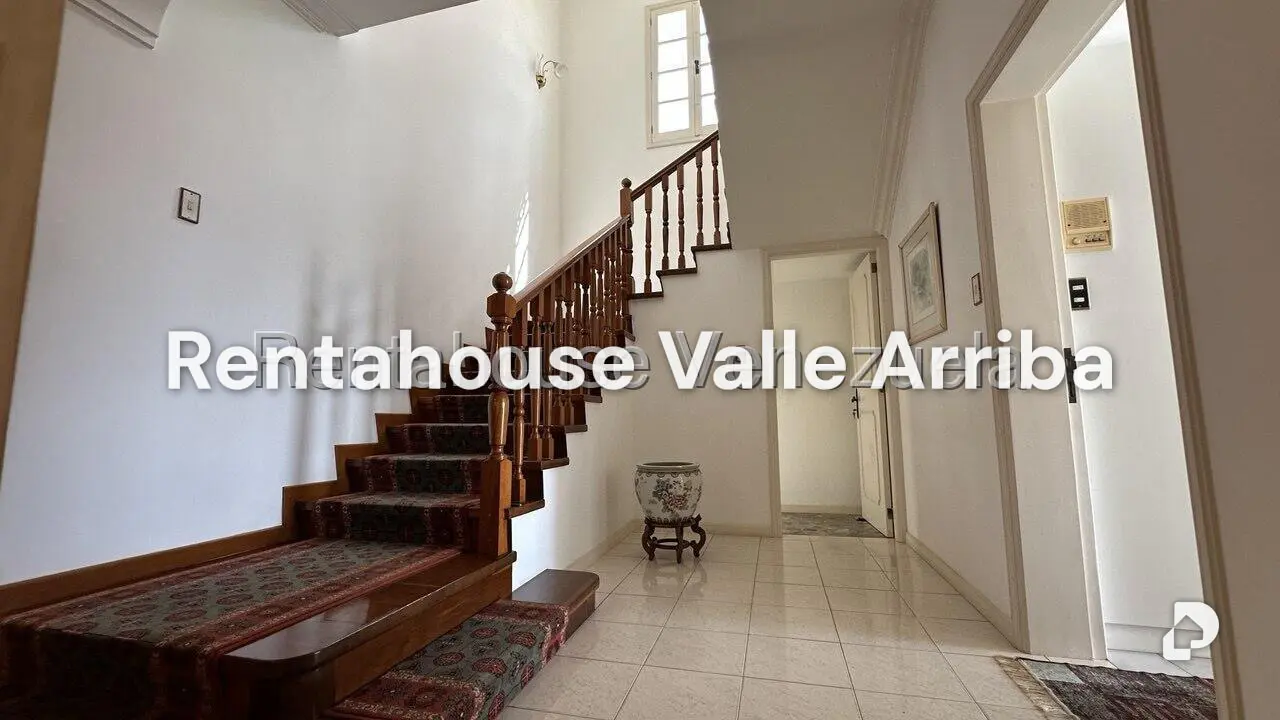 Casa en La Tahona, Caracas – 7