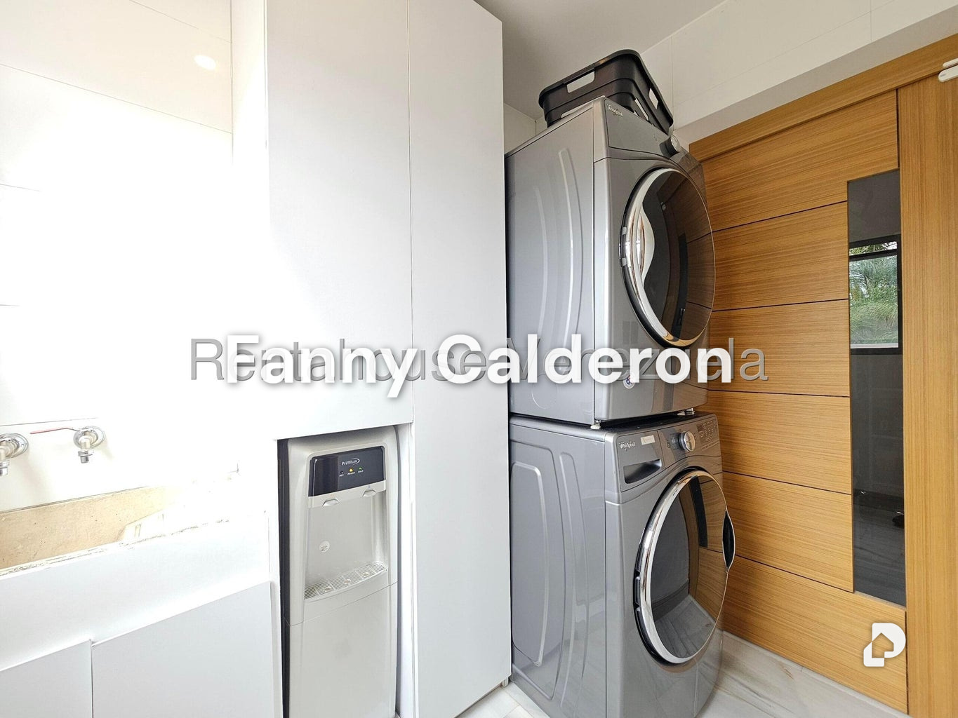 Apartamento en Santa Fe Sur, Caracas – 24