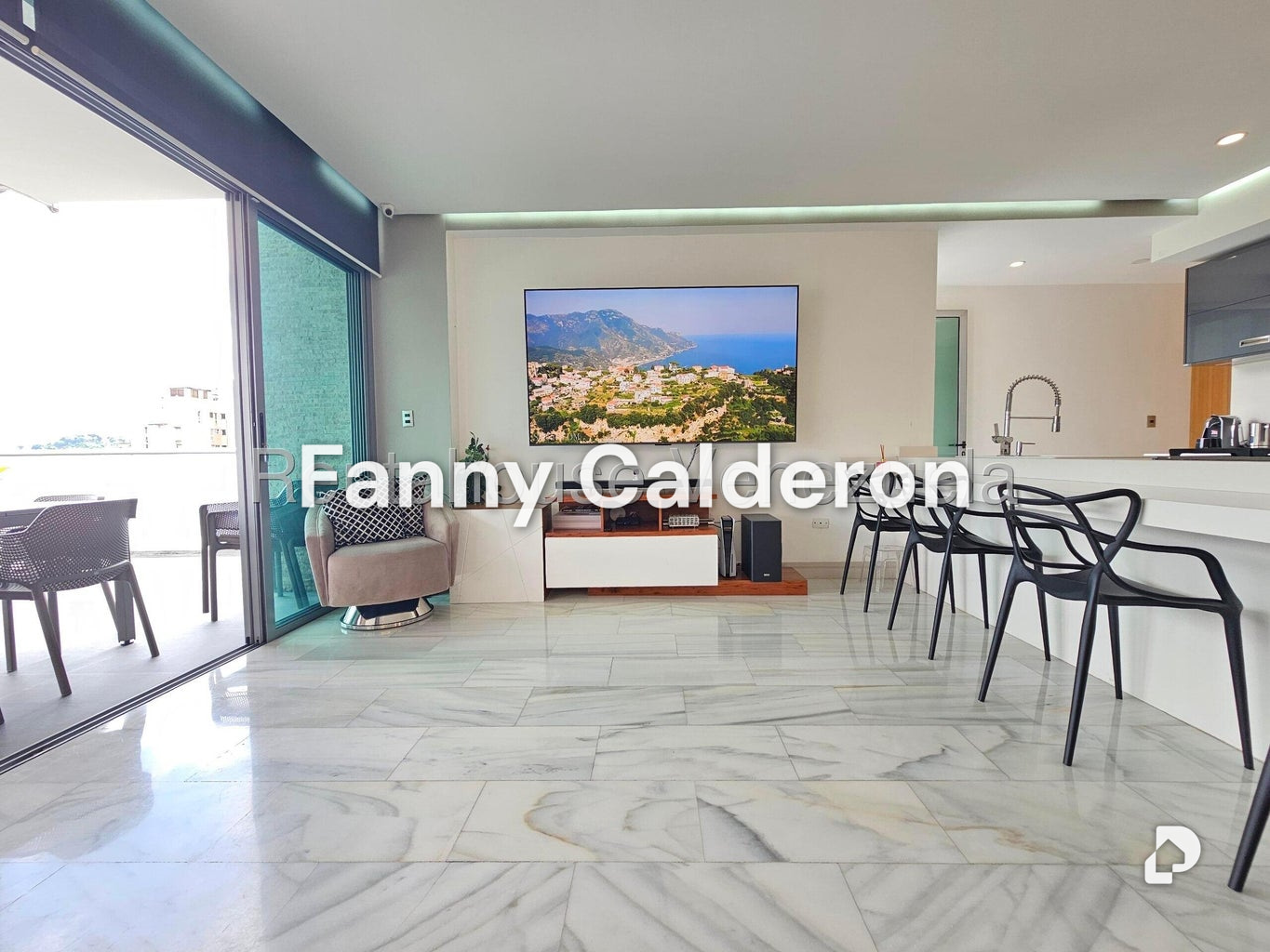 Apartamento en Santa Fe Sur, Caracas – 17