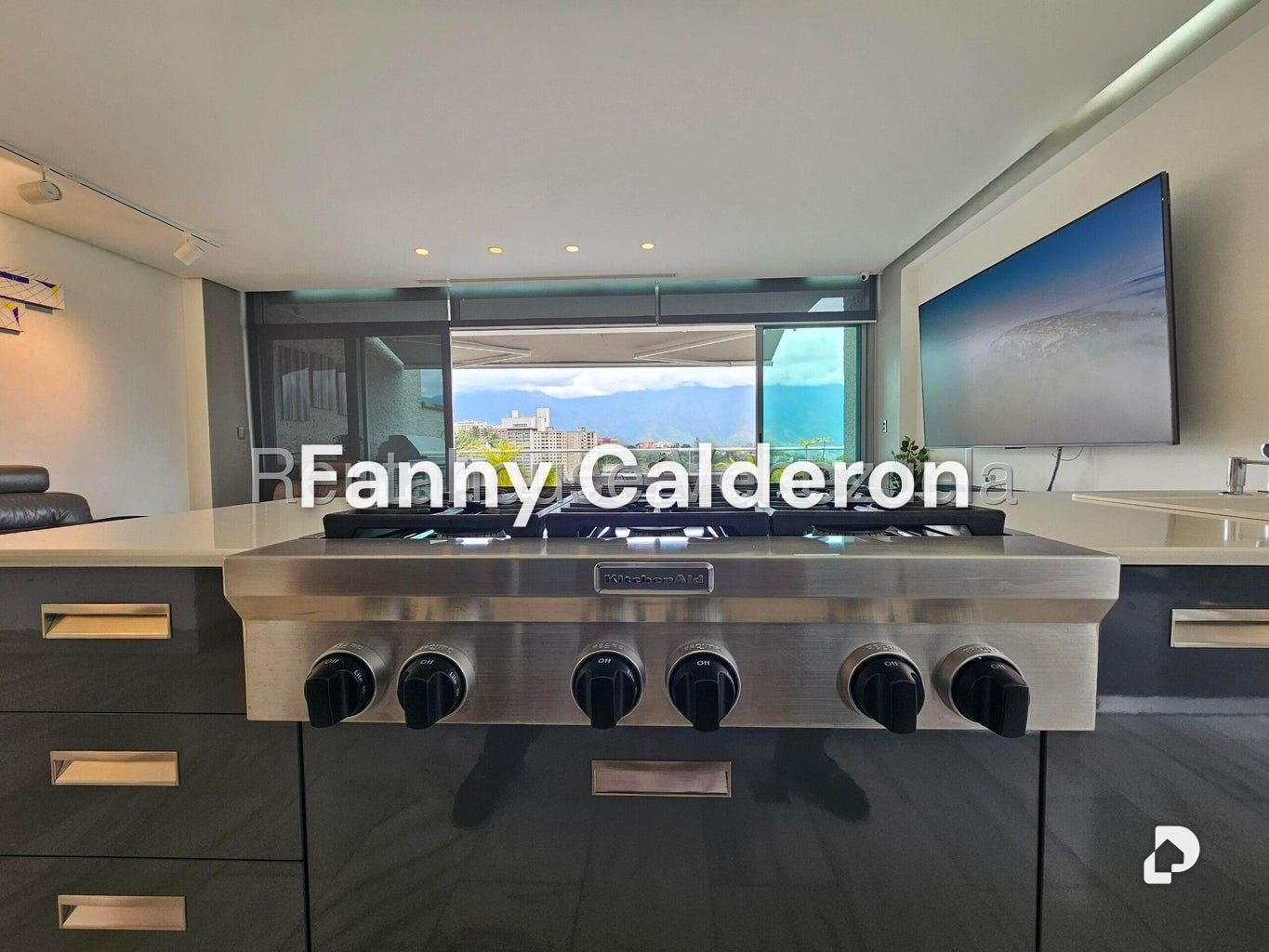 Apartamento en Santa Fe Sur, Caracas – 23