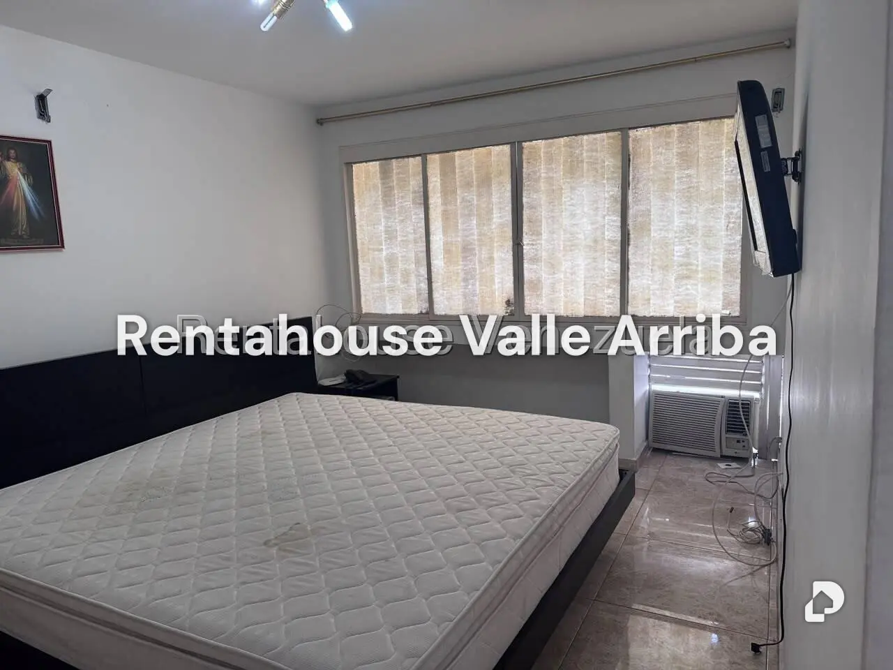 Apartamento en Los Palos Grandes, Caracas – 14