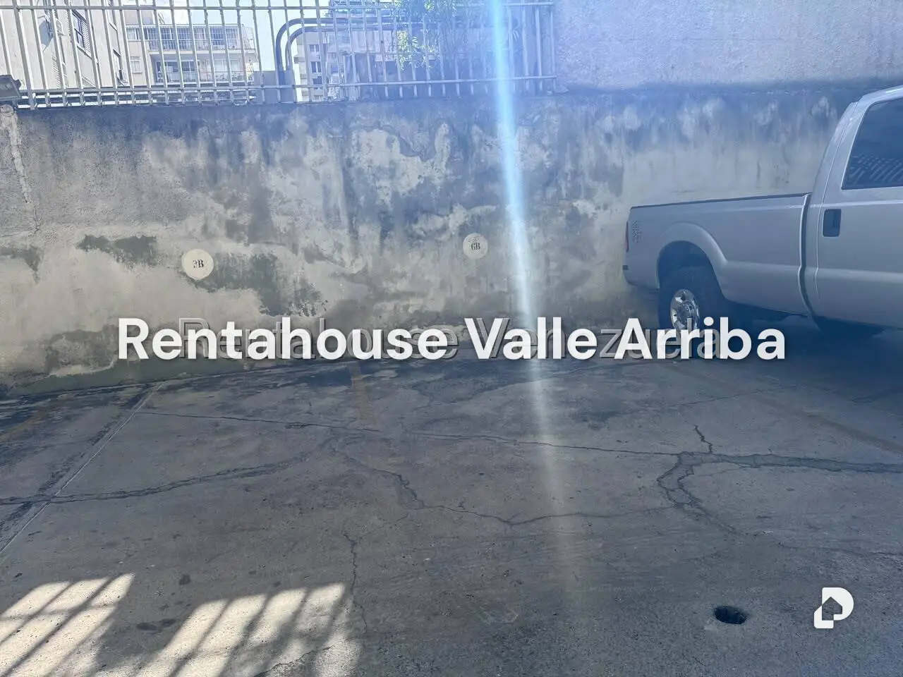 Apartamento en Los Palos Grandes, Caracas – 26