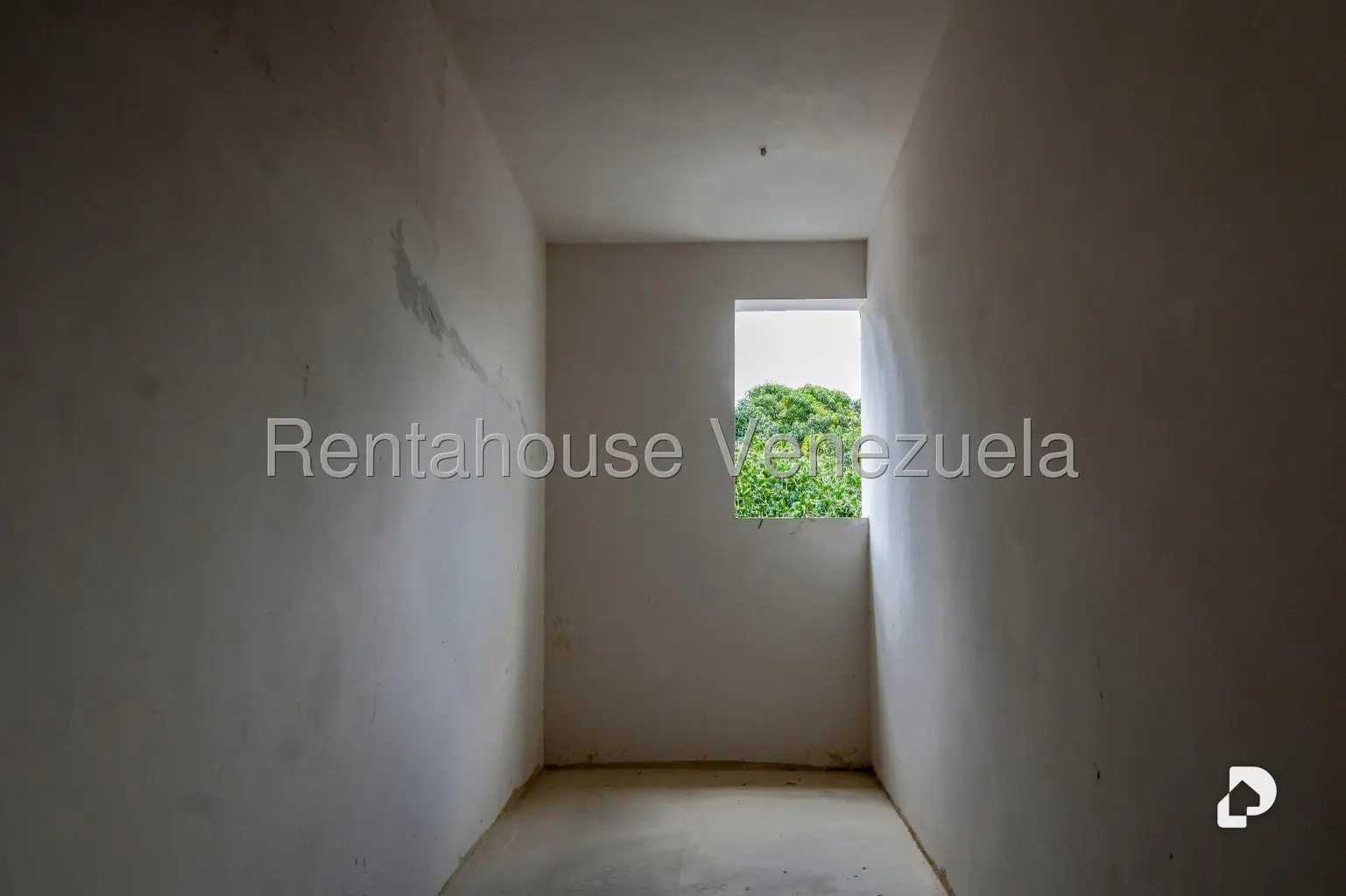 Casa en Prados del Este, Caracas – 26
