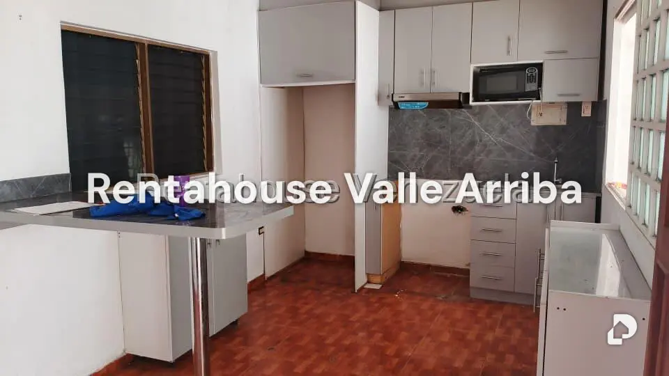 Casa en Bello Monte, Caracas – 11