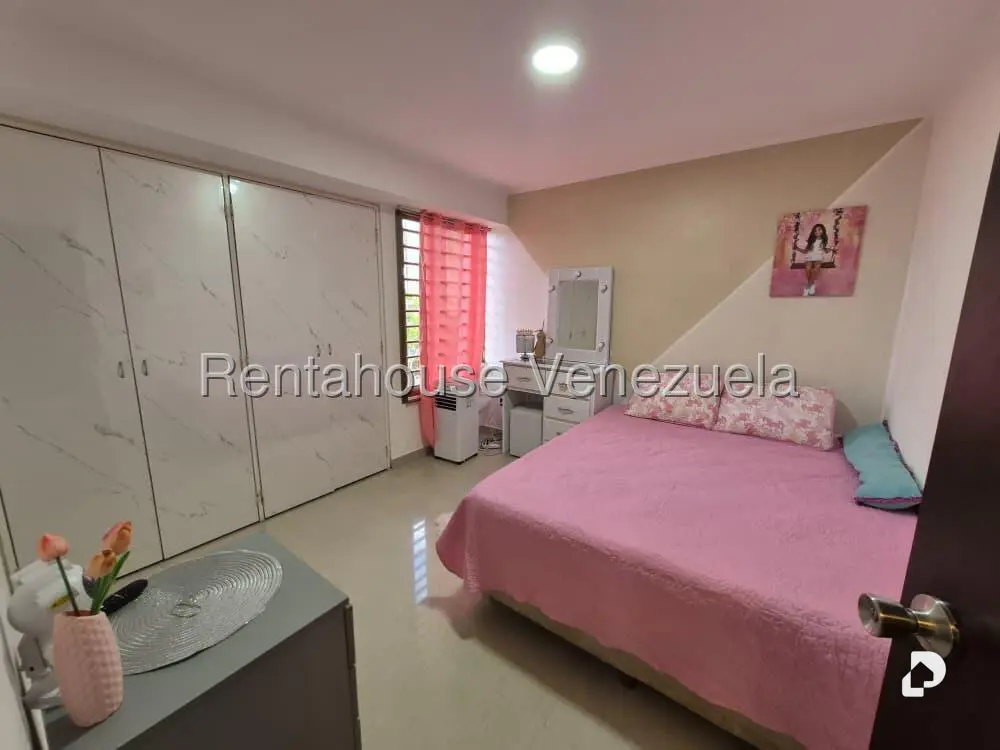 Apartamento en Manzanares, Caracas – 28