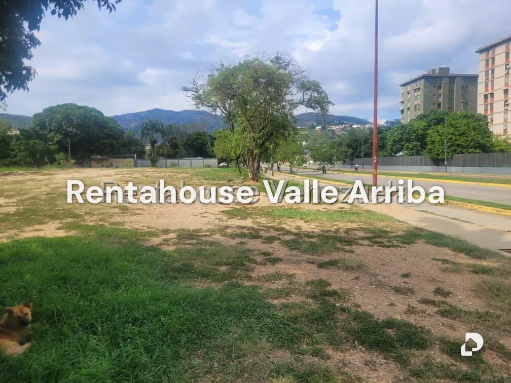 Terreno en Montalbán III, Caracas – 8