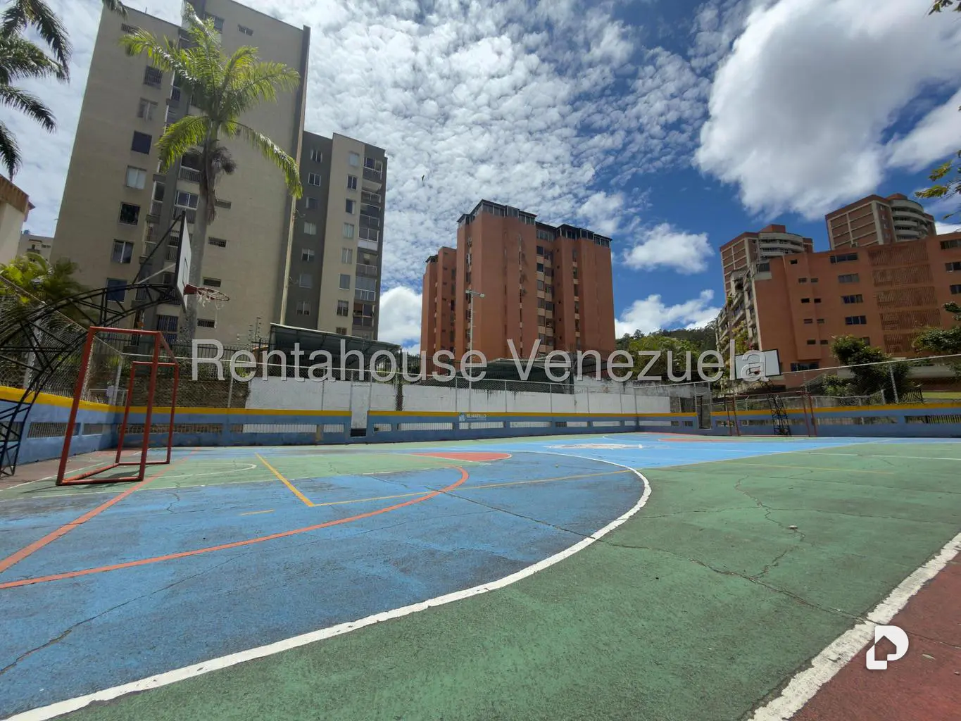 Apartamento en La Boyera, Caracas – 18