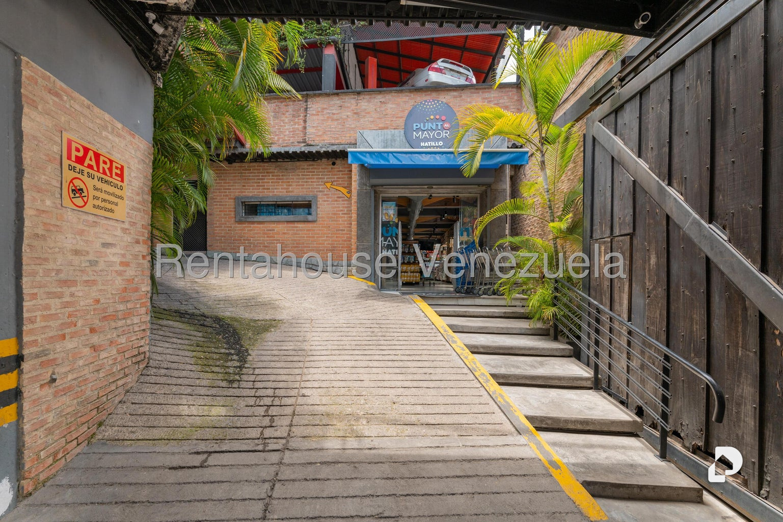 Local comercial en El Hatillo, Caracas – 8