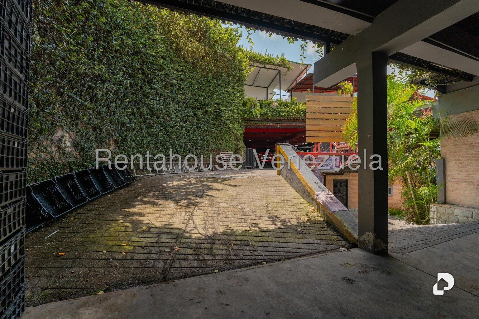 Local comercial en El Hatillo, Caracas – 18
