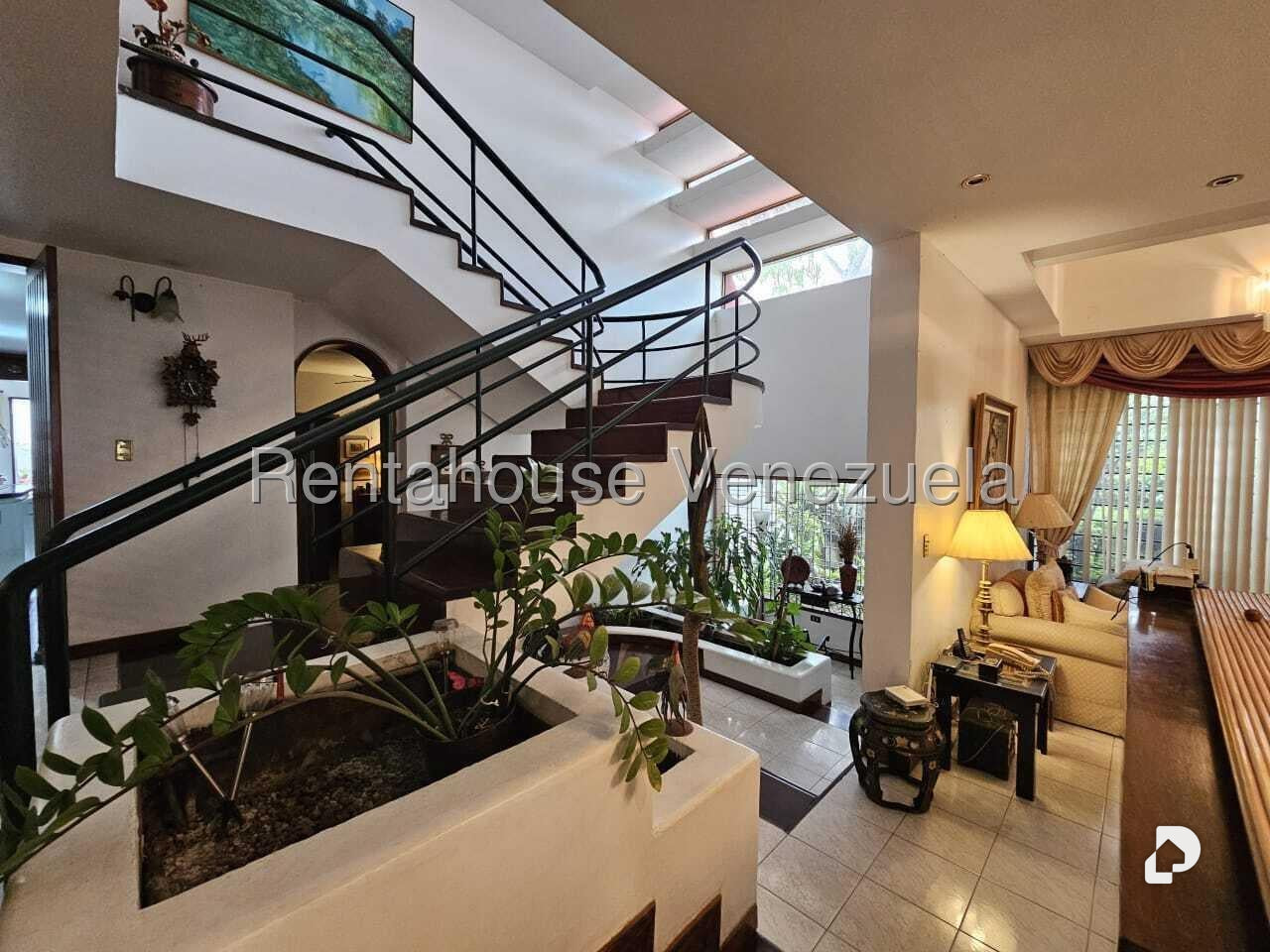 Casa en Alto Prado, Caracas – 10