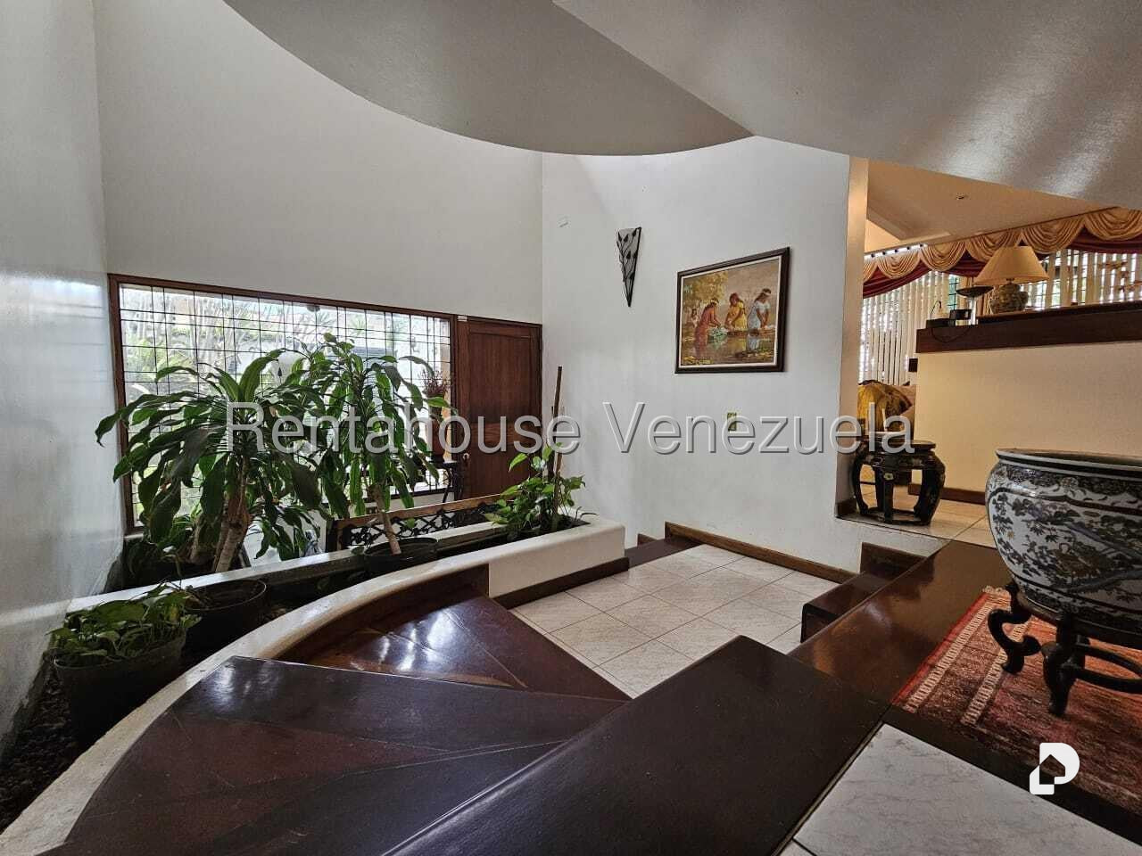 Casa en Alto Prado, Caracas – 11
