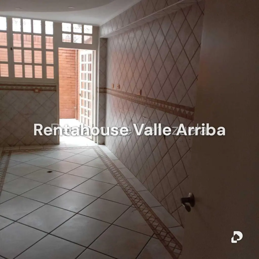 Casa en La Trinidad, Caracas – 28