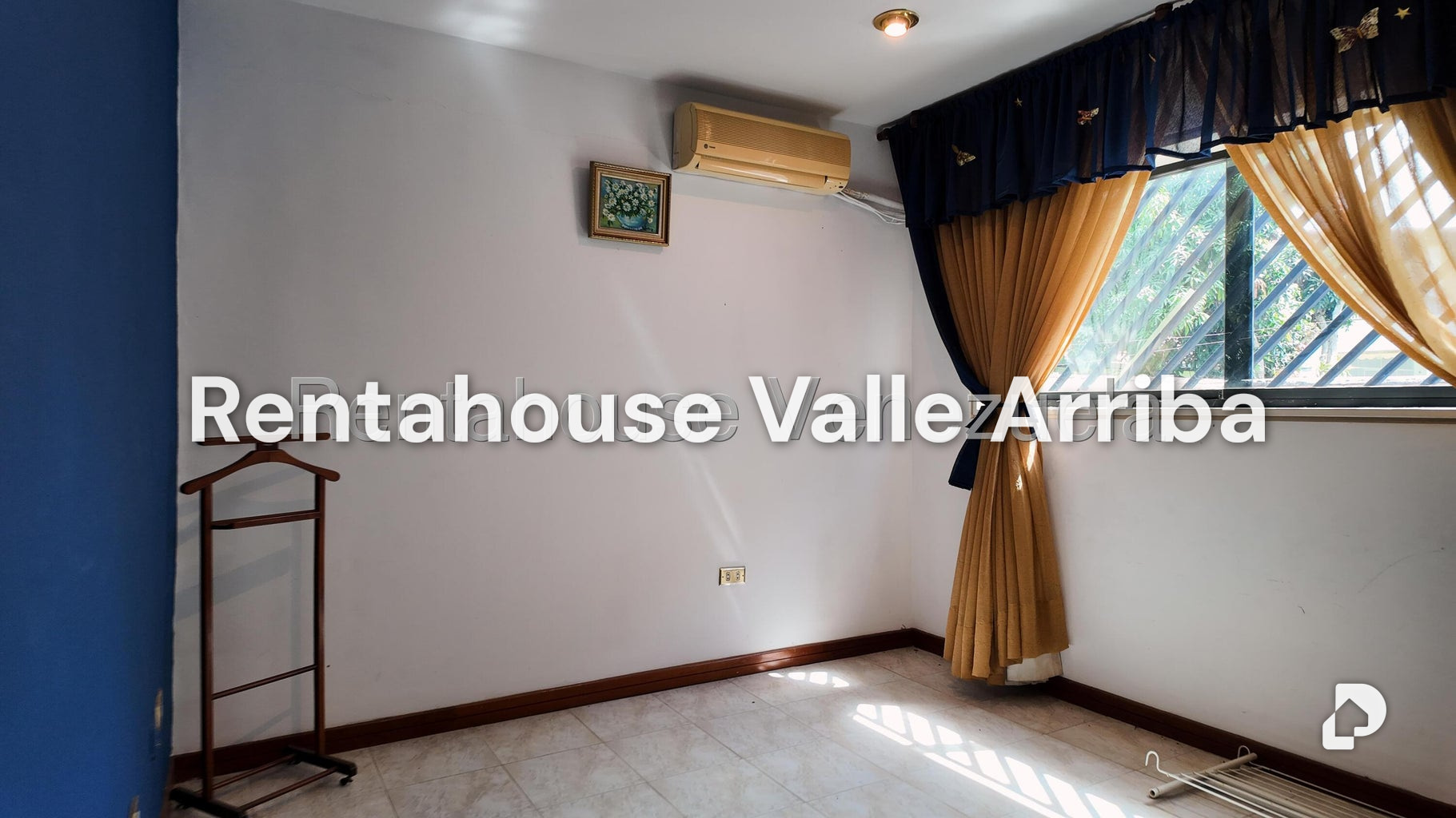 Casa en Lomas de La Lagunita, Caracas – 11
