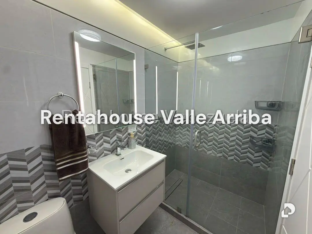 Apartamento en Santa Fe Norte, Caracas – 15