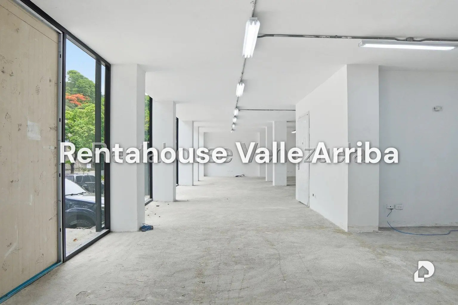 Local comercial en Chuao, Caracas – 5