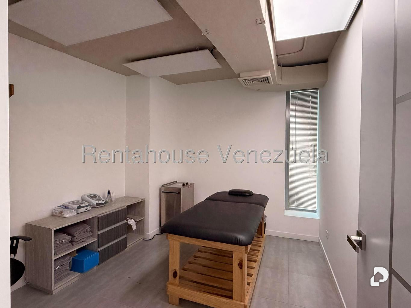 Oficina en Las Mercedes, Caracas – 5