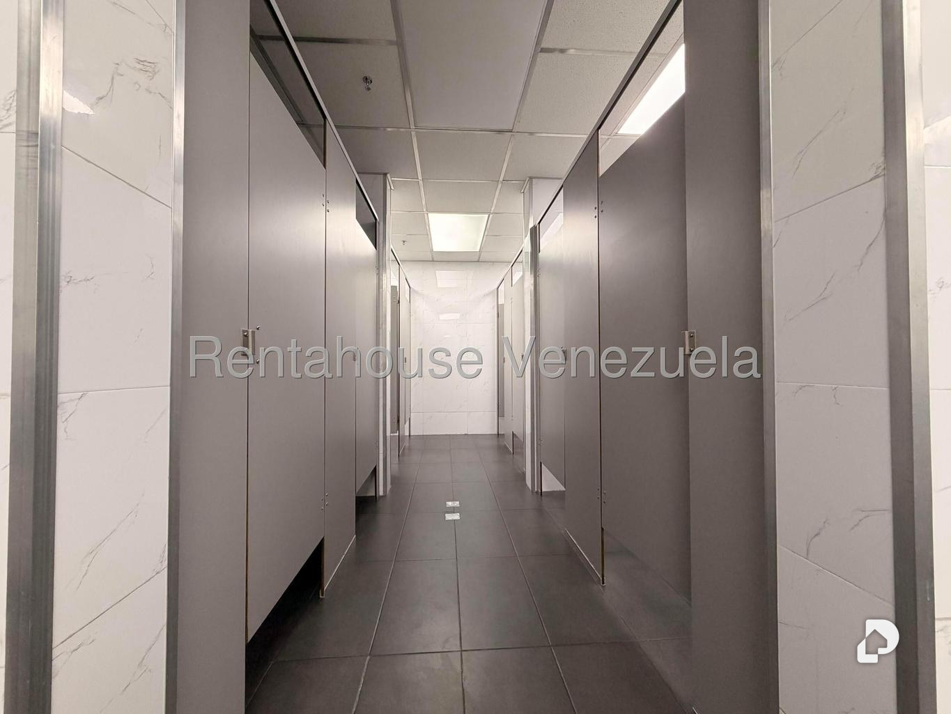 Oficina en Las Mercedes, Caracas – 9