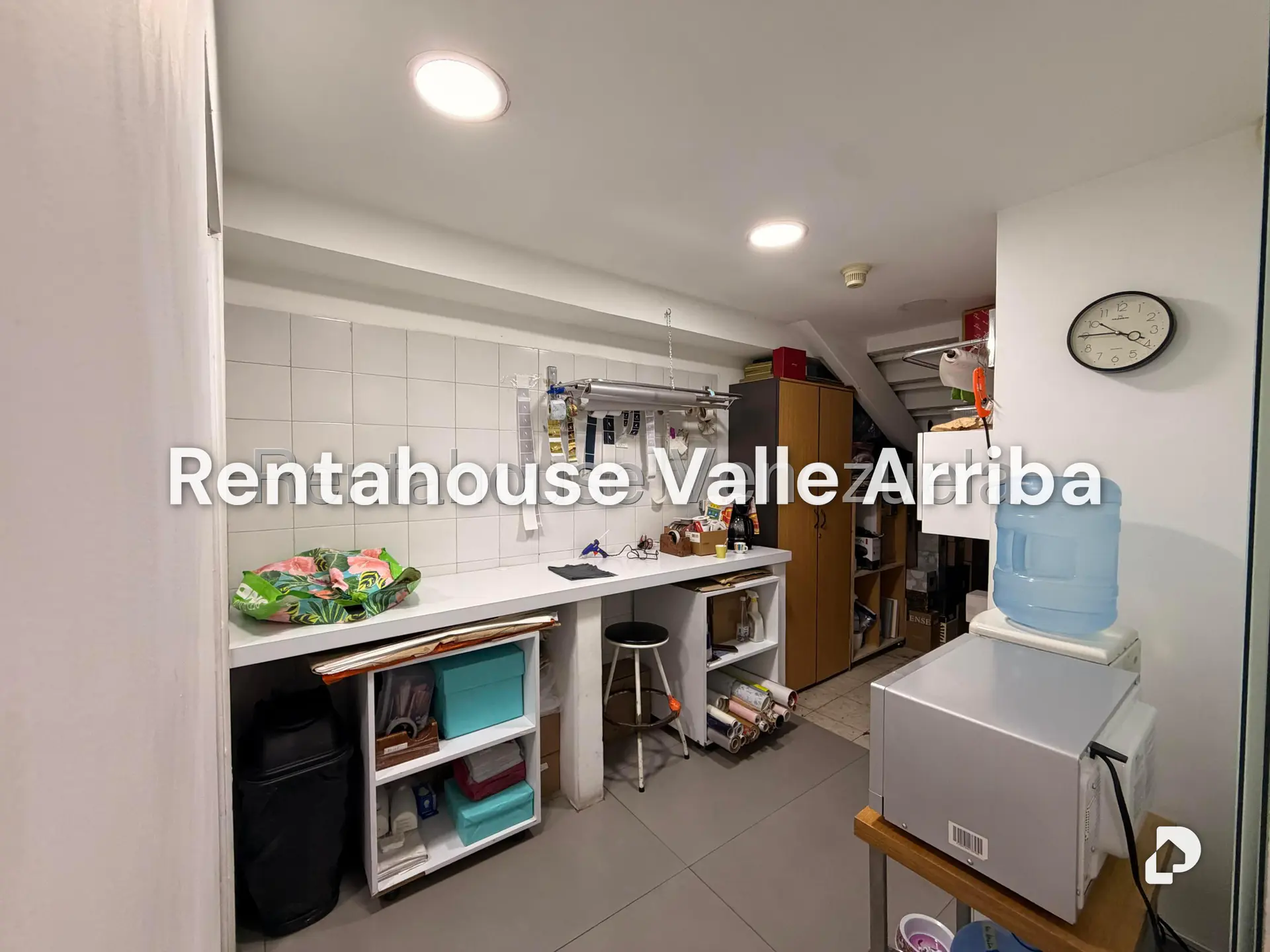 Local comercial en Las Mercedes, Caracas – 28
