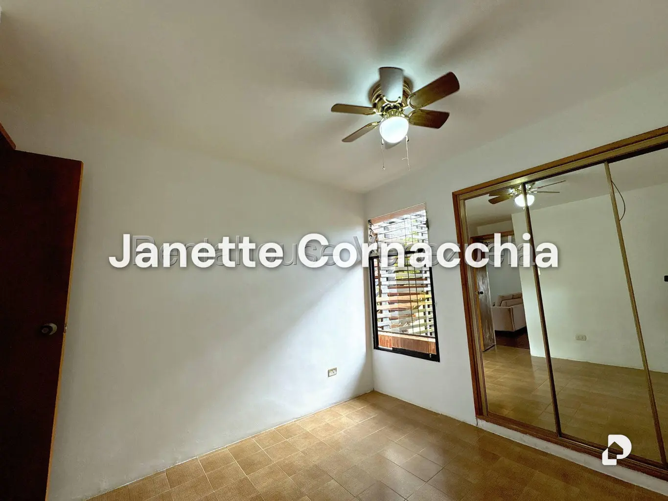 Apartamento en La Unión, Caracas – 24