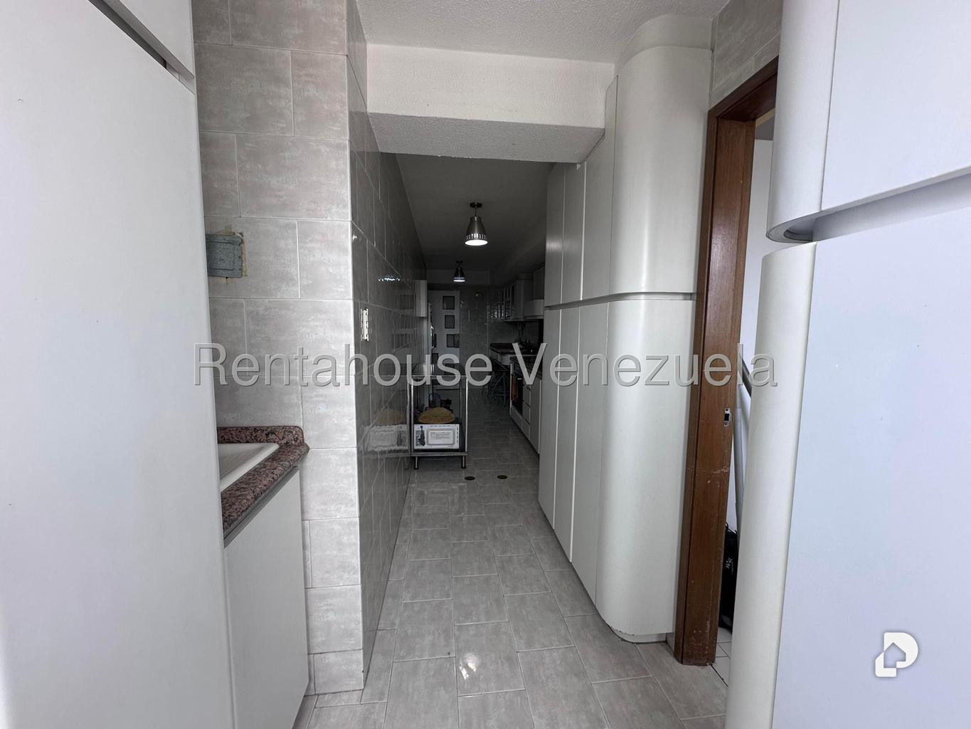 Apartamento en Los Samanes, Caracas – 30