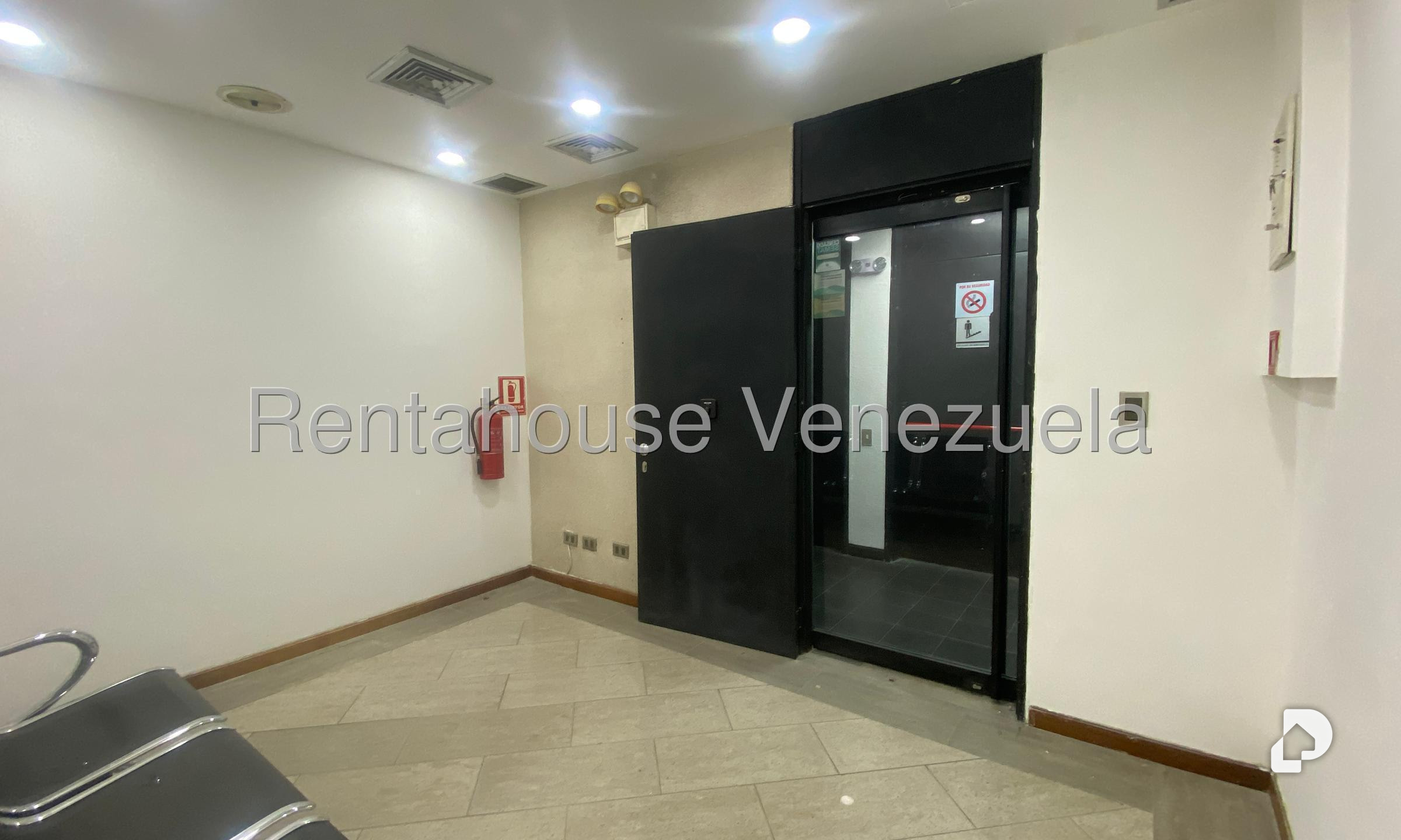 Oficina en Prados del Este, Caracas