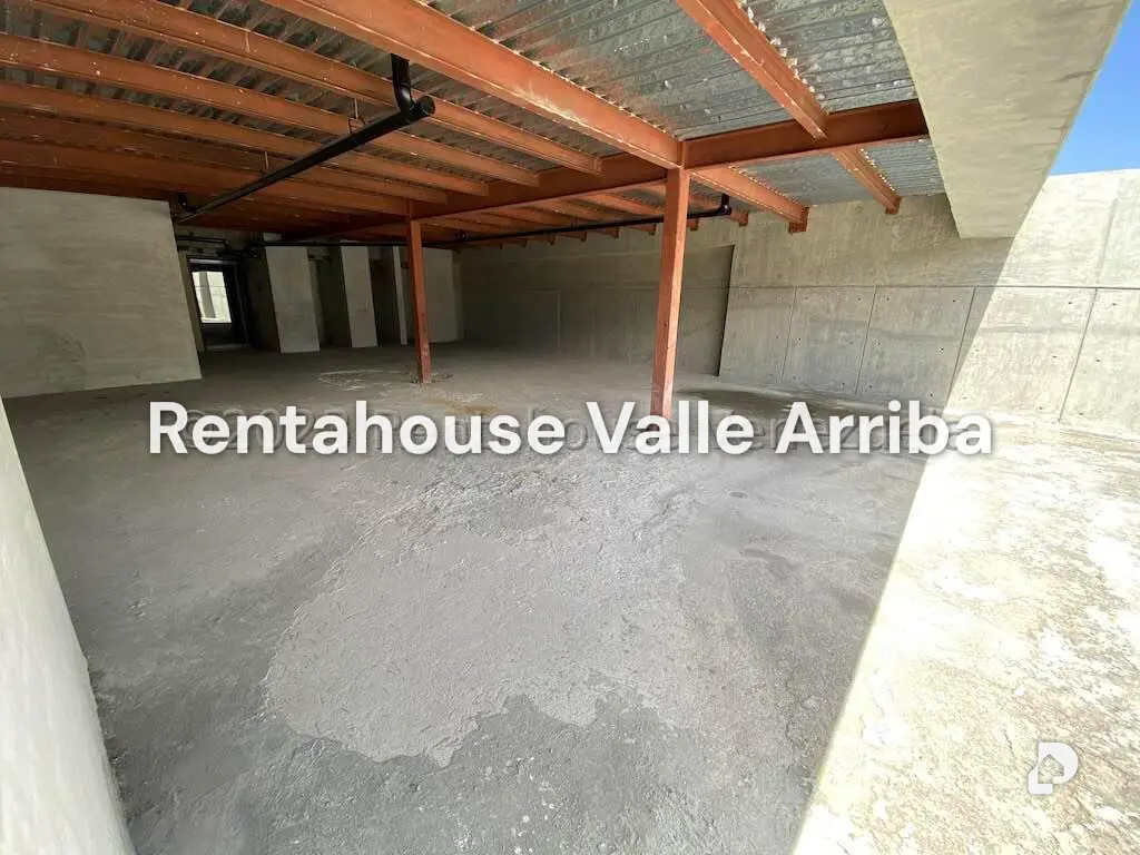 Local comercial en Las Mercedes, Caracas – 13