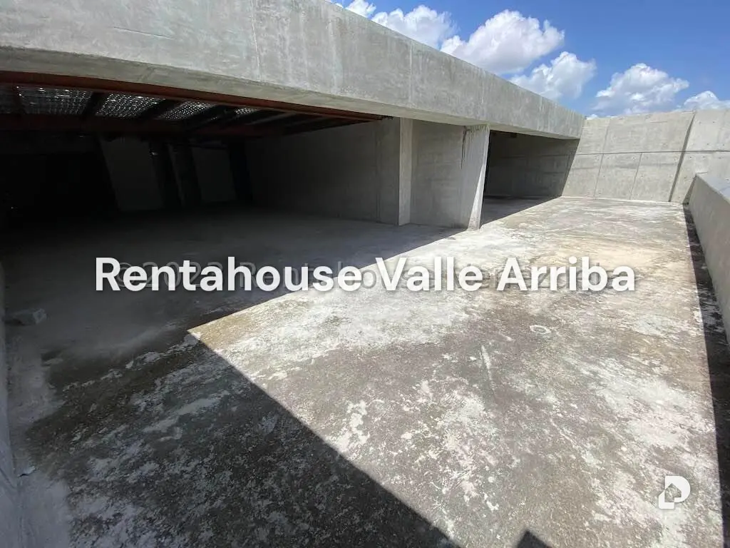Local comercial en Las Mercedes, Caracas – 26