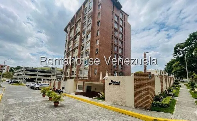 Apartment in Miravila, Caracas - 1