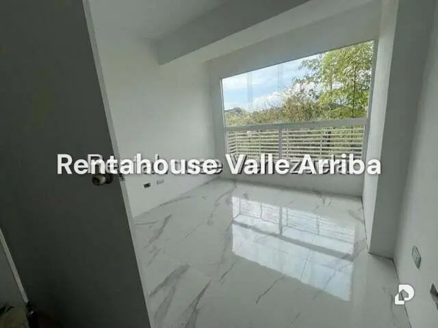 Apartamento en Miravila, Caracas – 10