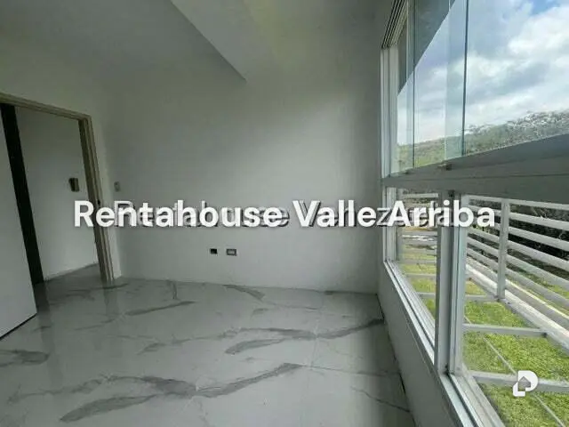 Apartamento en Miravila, Caracas – 12