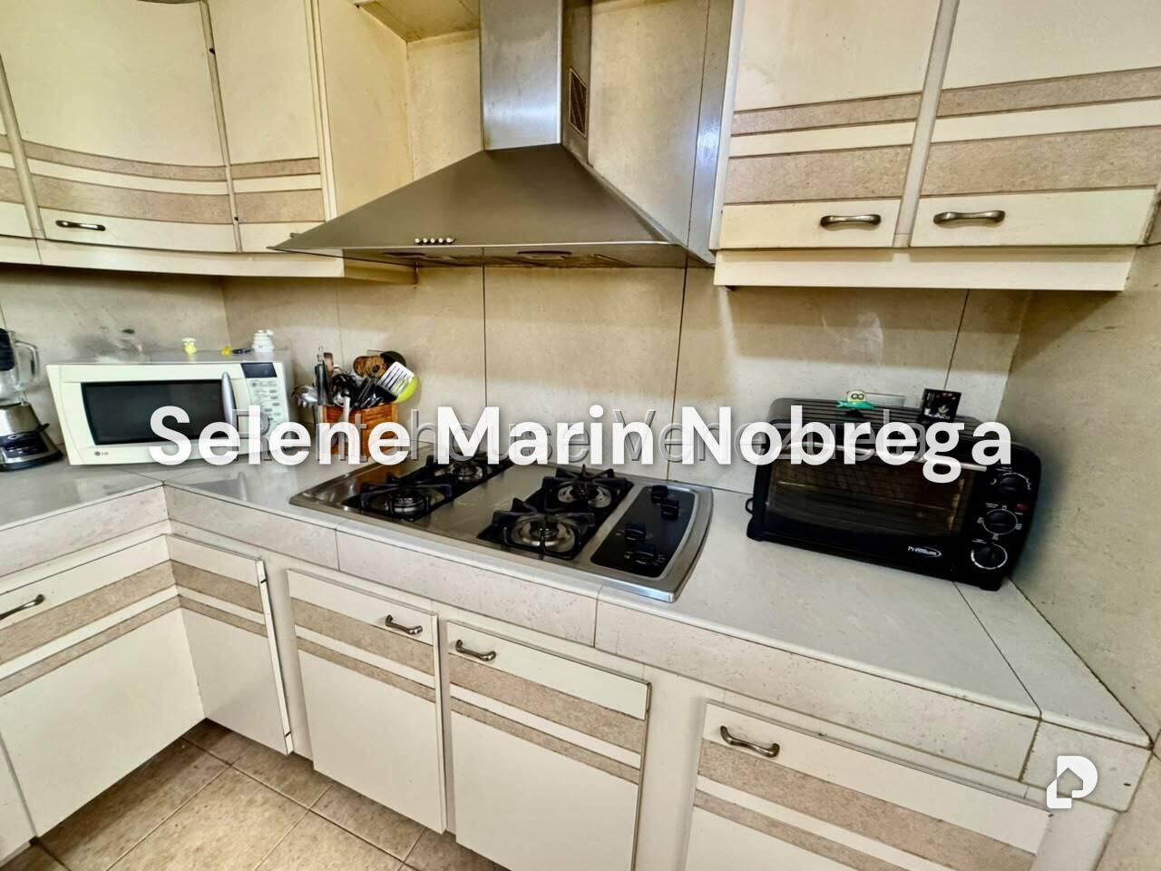 Apartamento en Los Naranjos (del Cafetal), Caracas – 13
