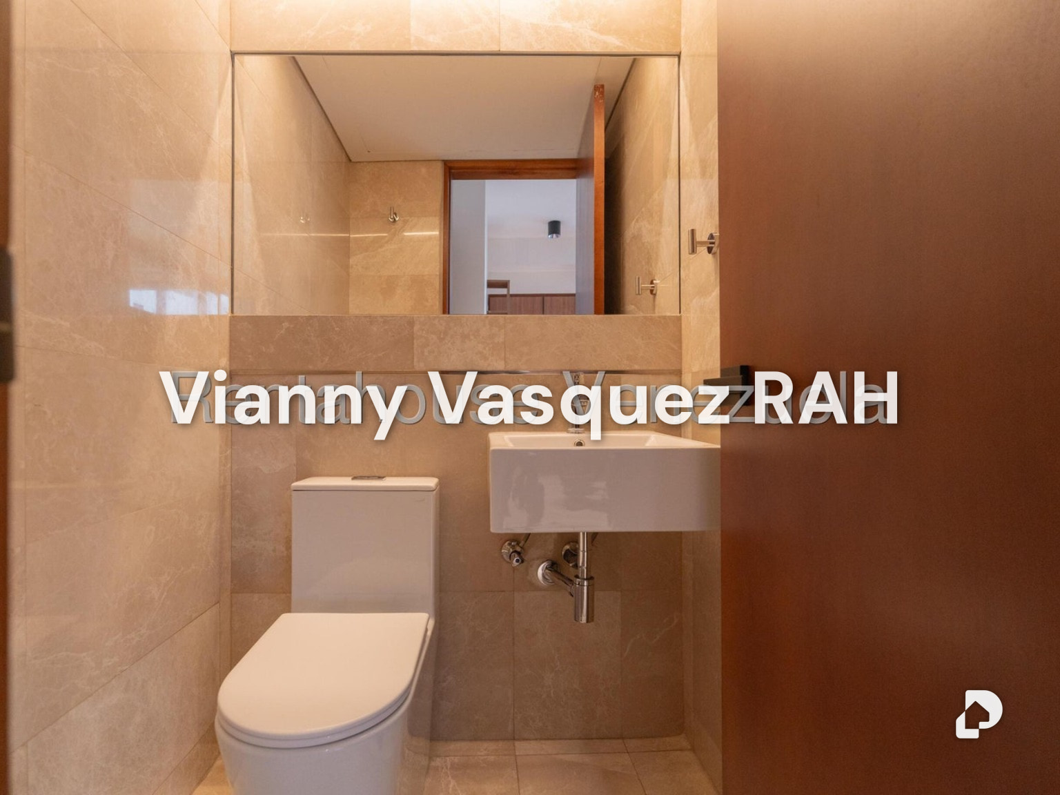 Apartamento en Campo Alegre, Caracas – 24
