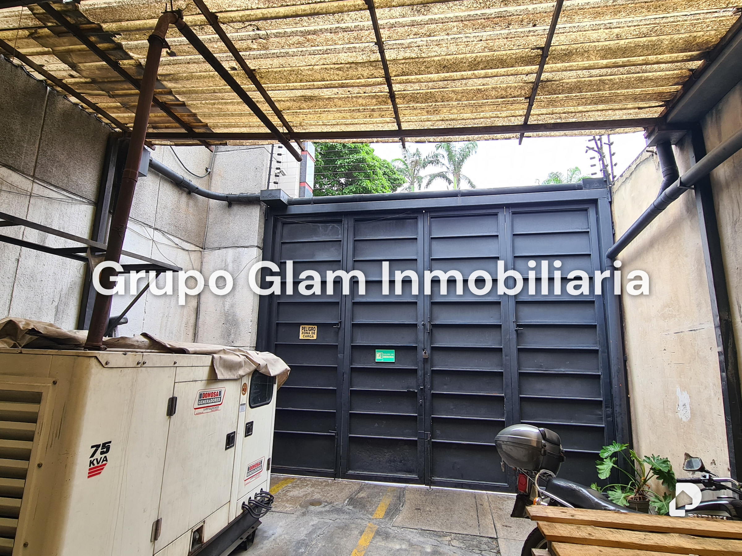Local comercial en El Bosque, Caracas – 19