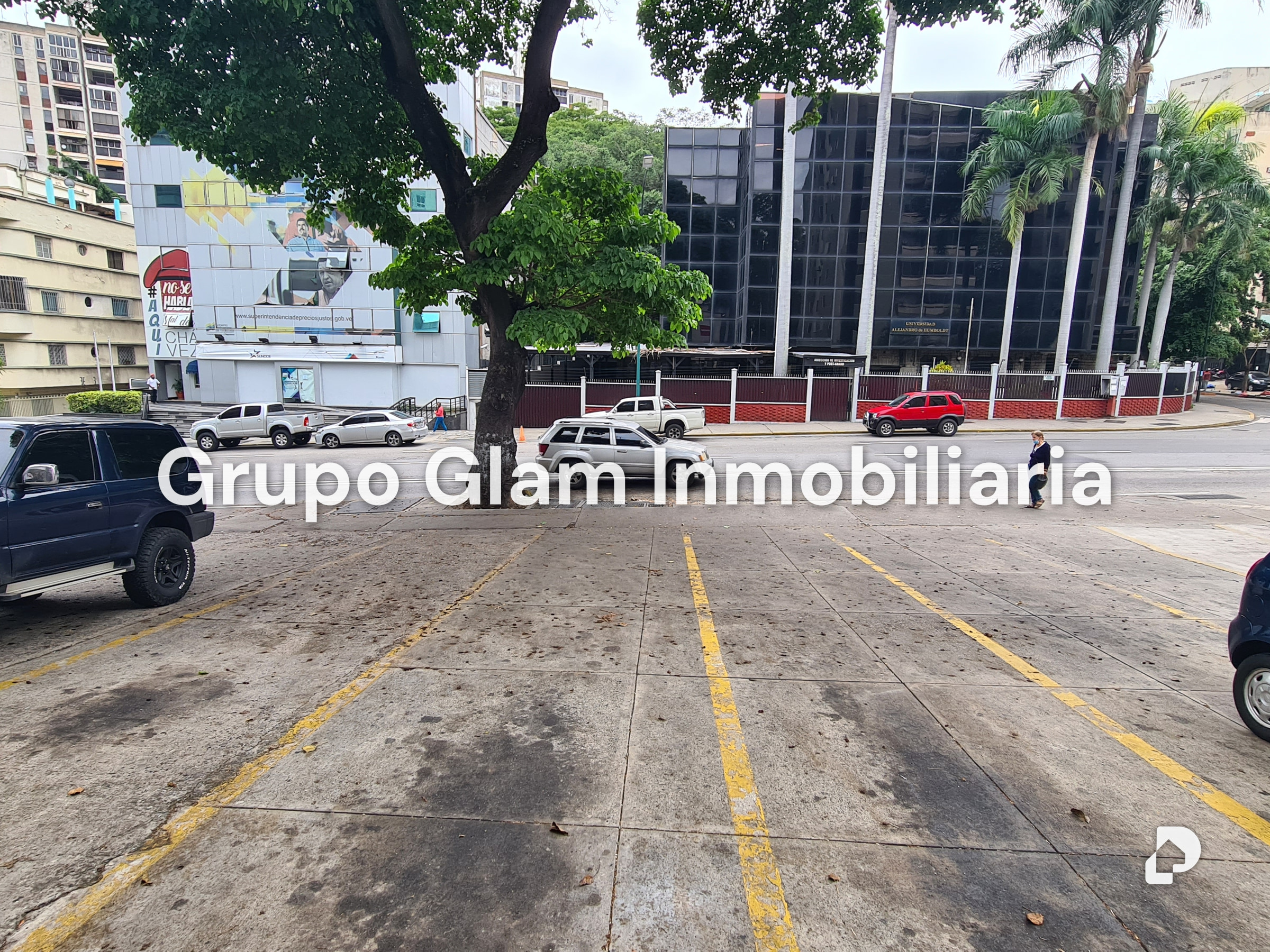 Local comercial en El Bosque, Caracas – 21